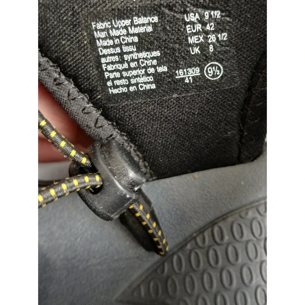 AIRWALK  Men's SIZE 9.5 Black & Yellow Hiking, Walking, Summer Sandels #1522‎